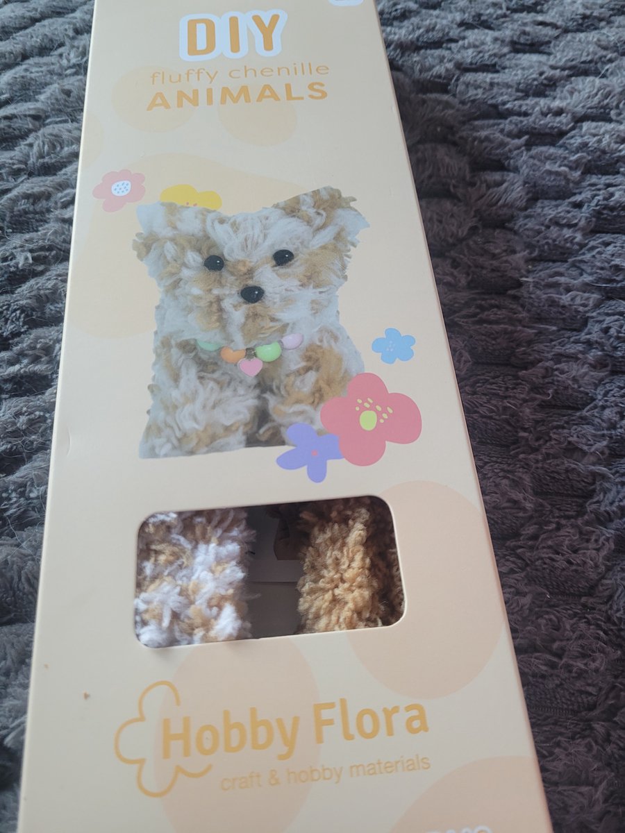 Hobby Flora DIY Fluffy chenille animals: hondje