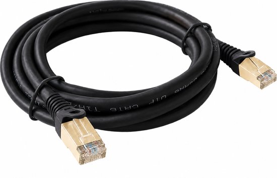 Zwarte netwerkkabel met gouden RJ45 connectoren.