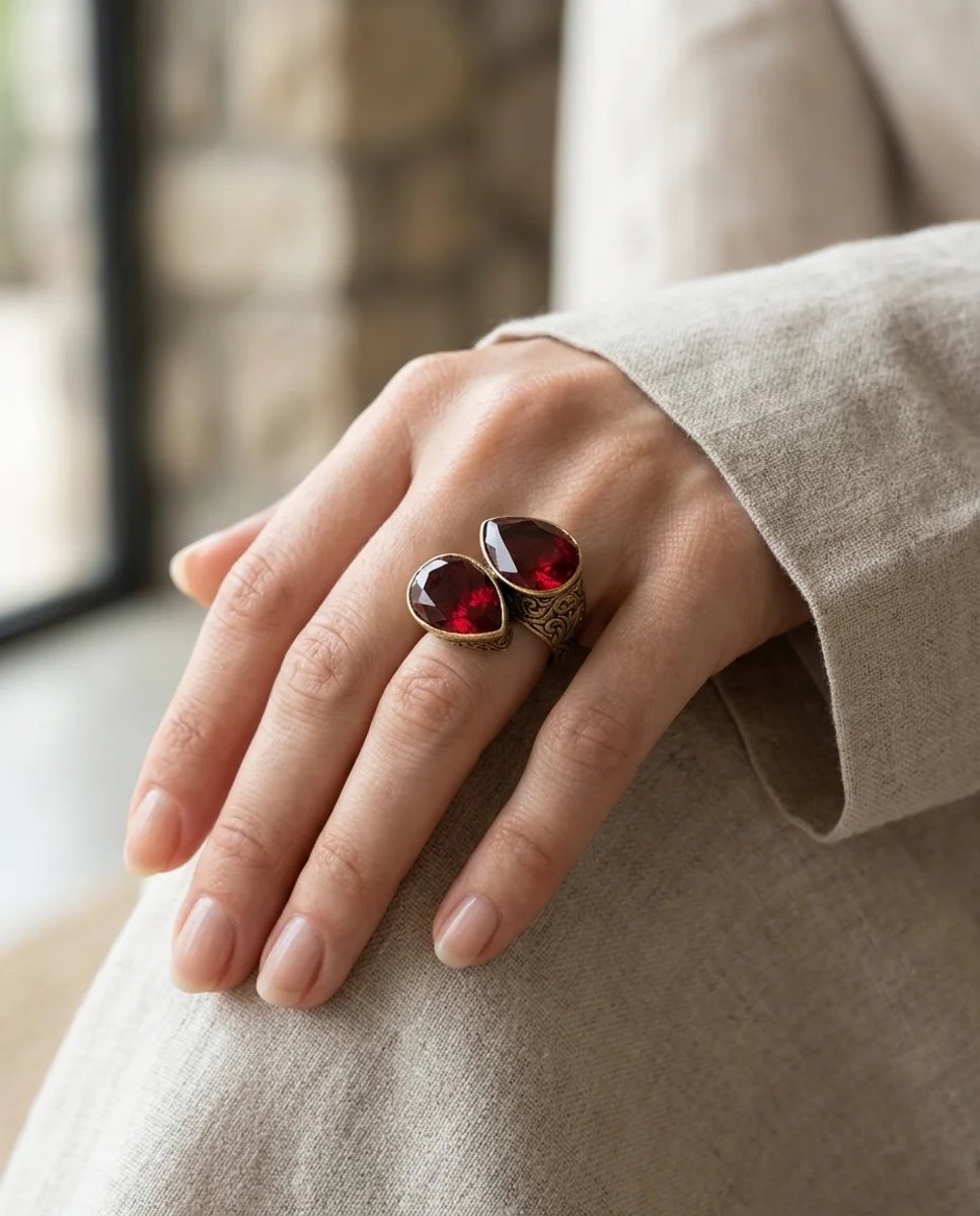 Dorvina Bronzen Vintage Dames Ring Authentiek Sieraad Rood Damla Steen Van Voren Ayarlalanabilir