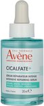 Avène Cicalfate+ Intensive Skin Recovery Serum 30ml in lichtblauwe vloeistof.