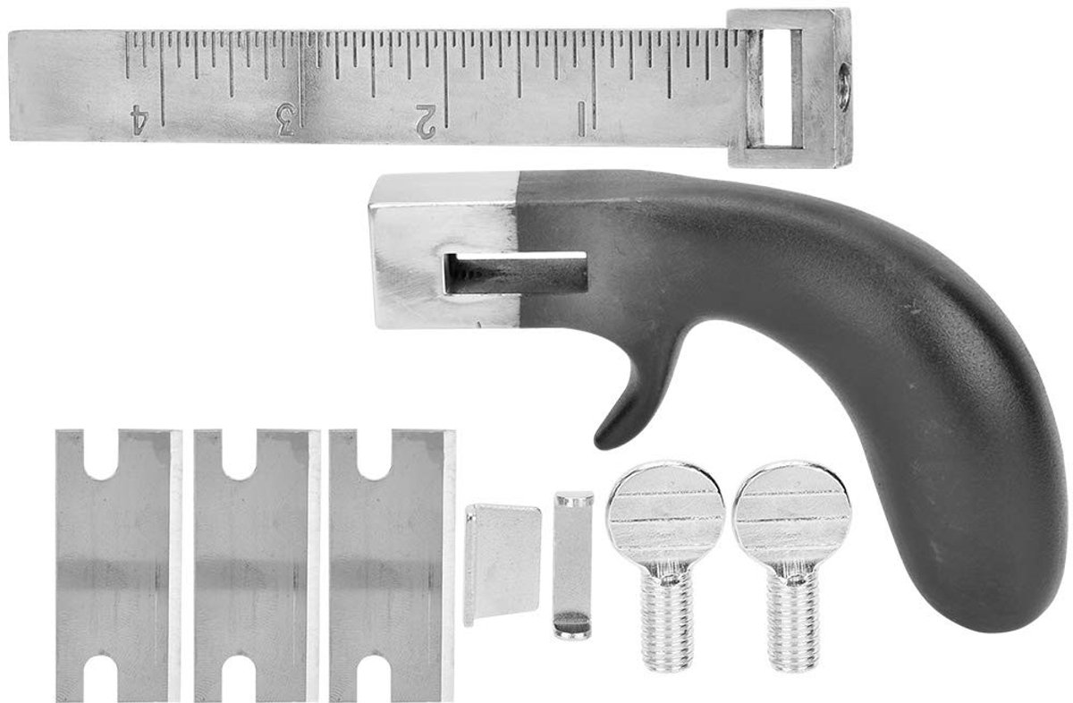 Dailygoods- Lederen Riem Snijder Professioneel - Gereedschap voor Lederen Snijden - Aluminium Handvat - DIY Projecten - Tot 10 cm Breed - Kwaliteitsgarantie - Riemsnijder