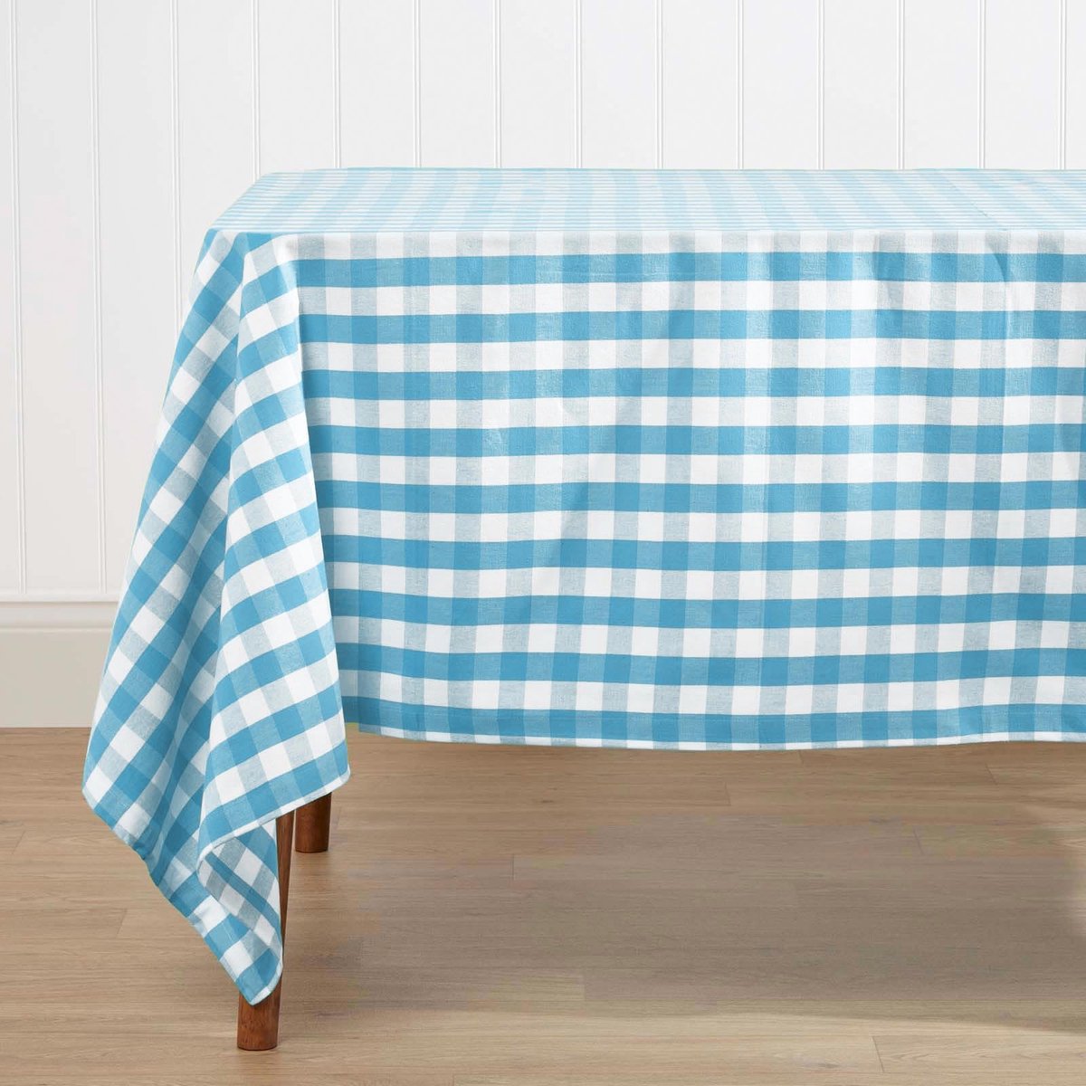 Homescapes Blauw geruit tafelkleed van 100% katoen, 138 x 178 cm
