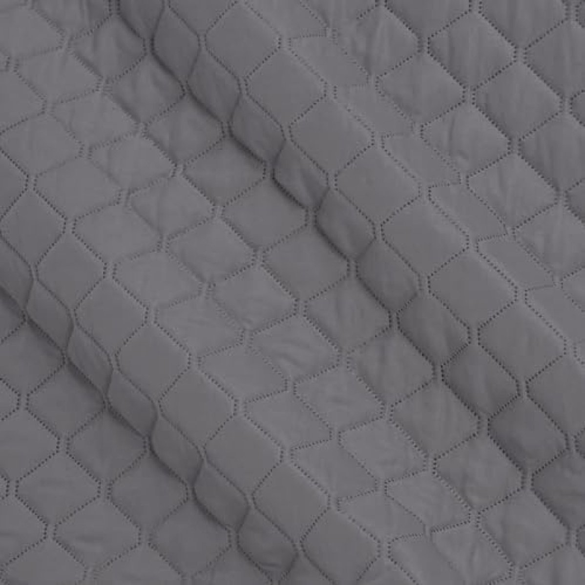 Plaid met stiksel voor over het bed