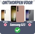 Vergelijking van telefoonhoesjes voor Samsung S23, S23 plus en S23 Ultra. Toont een roze hoesje en zegt "ONTWORPEN VOOR Samsung S23".