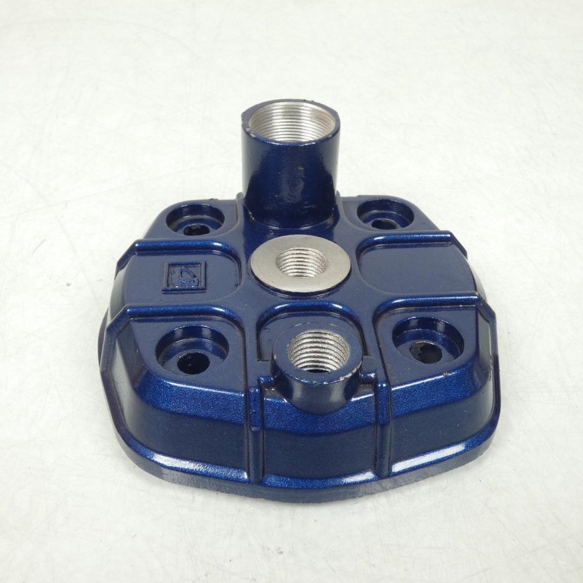Culasse pour moto Derbi 50 Moteur Euro2 Avant 2005 Euro 2 C4 Bleu Neuf