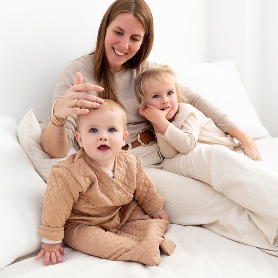 BEMINI Babyslaapzak - MAGIC BAG 4-12m - TOG 1.5 - Pady quilted jersey - Beige van BEMI — afbeelding 3