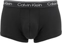 Zwarte trunk van Calvin Klein met opdruk op de tailleband.