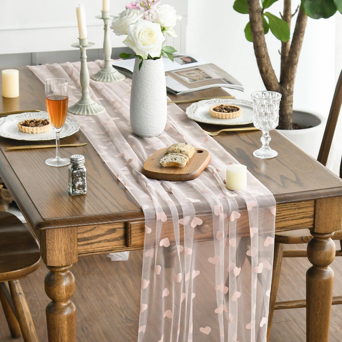 Lange Tafelloper met Roze Hartdecoratie voor Keuken en Feesttafels