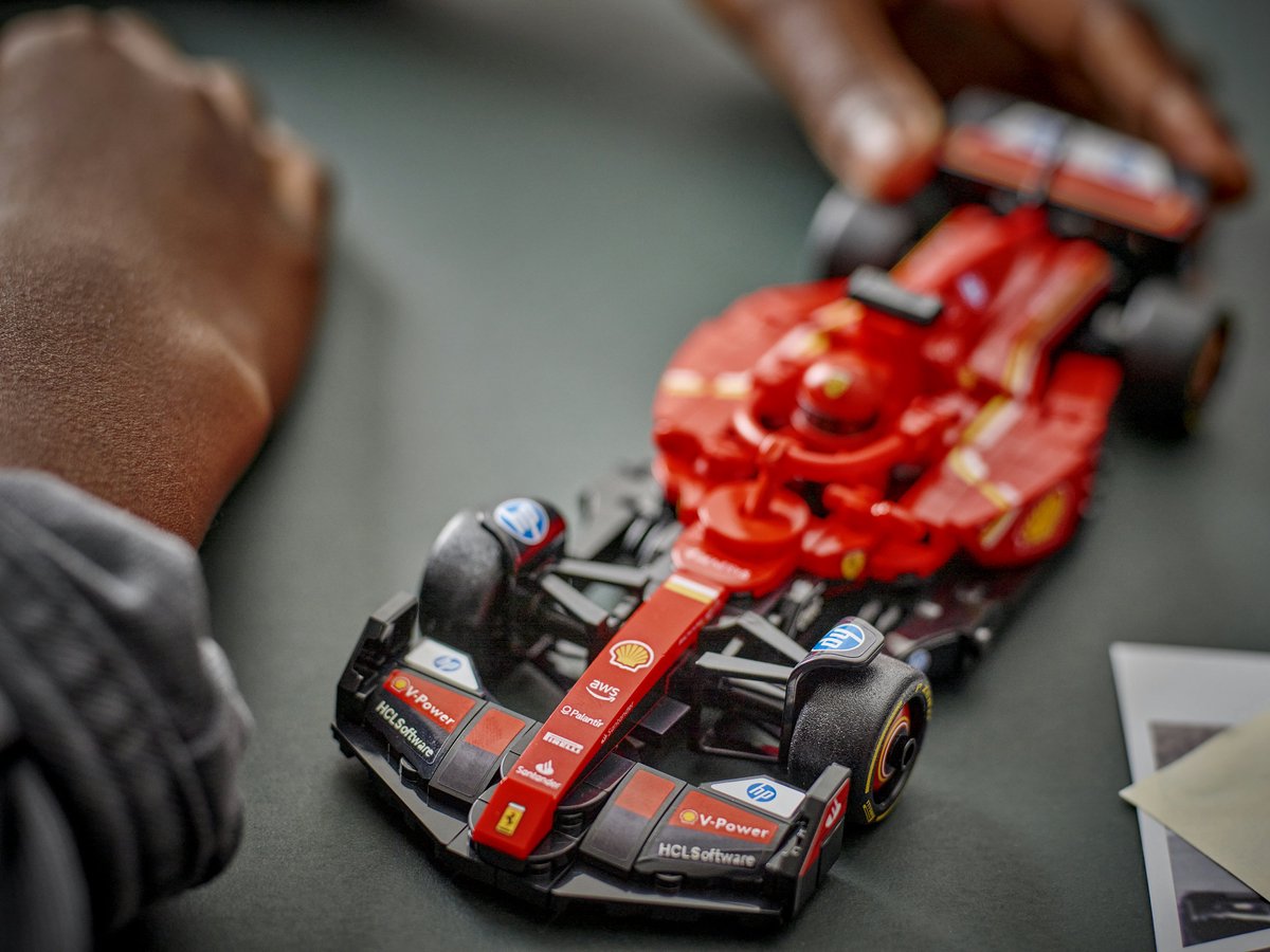 LEGO Speed Champions Ferrari SF-24 F1 Racewagen Set - 77242 — afbeelding 19