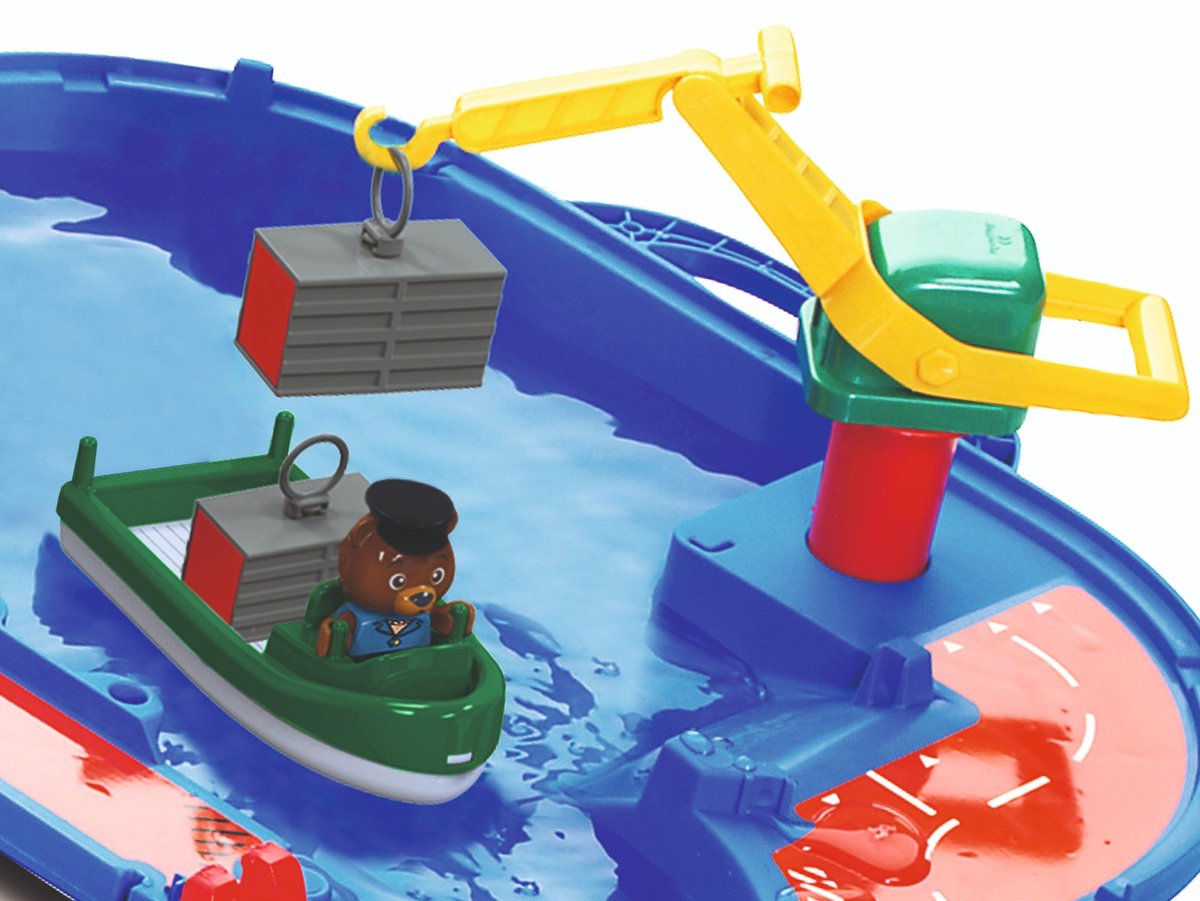 Spelen met de aquaplay. Wat is een sluis en wat is een amfibievoertuig