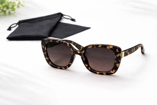 Dames bruine zonnebril oversized / bril UV400 / grijze glazen / inc. brillendoekje en zachte etui / lunettes de soleil / bril cat 3 van gerecycled polyester / NDL 9398 Aland optiek van Merkloos — afbeelding 2