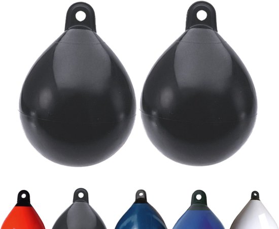 Set van 2 zwarte, bolvormige stootwillen van Majoni, diameter 35 cm. Vijf kleuren zijn ook zichtbaar: rood, grijs, donkerblauw, lichtblauw en wit.