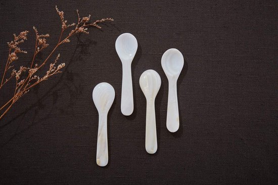 Parelmoer Lepels - Eierlepels Kaviaarlepels - Delicatessen Serveren - Handgemaakt Natuurlijk Materiaal - 8 cm Lengte - Wit — afbeelding 4