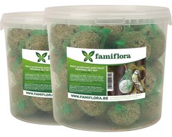 Famiflora mezenbollen in emmer - Met net - 70 x 90 gram (2 emmers met 35 bollen)
