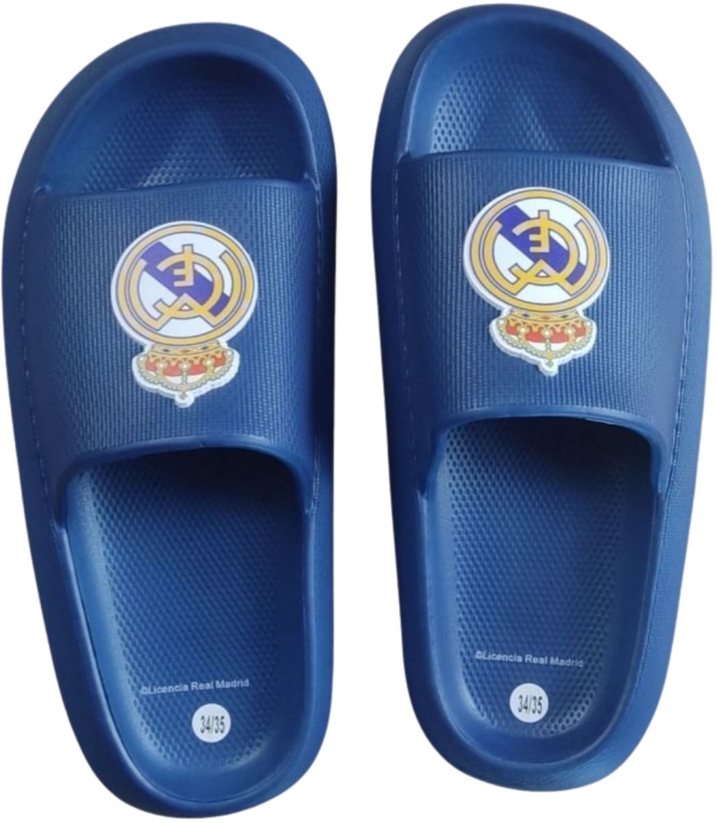 Cerda Group Eva Real Madrid Slippers Blauw EU 34-35 Jongens,Meisjes