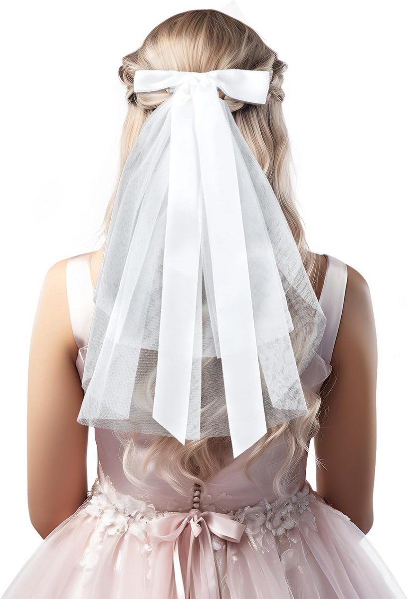 Elegante Witte Bruidssluier met Parelversiering voor Haar en Bruiloft