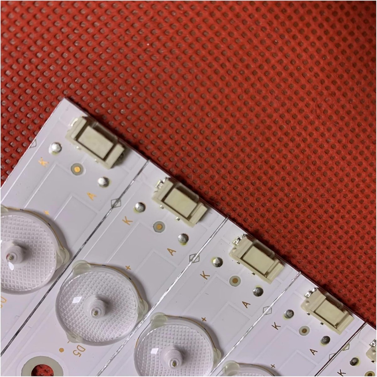 LED Strips - TV Verlichting - Televisie Verfraaiing - Speciale Verlichting - 2 Sets 16 Stuks