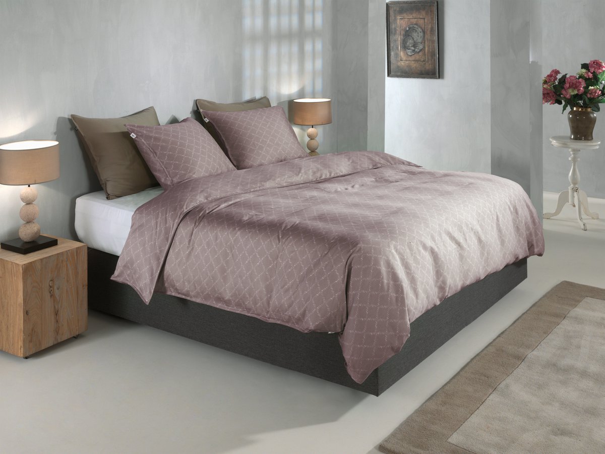 Zohome Dekbedovertrek Linea di Satinado - Paars - Tweepersoons - Dekbedhoes van 100% Katoen-Satijn - Ruiten - 200x220 + 2 slopen 60/70 cm
