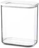 Boîte de conservation Mepal Modula transparente et rectangulaire avec un couvercle blanc.