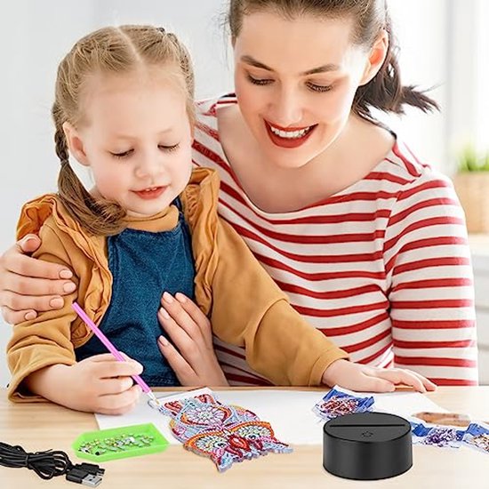 3D Creatieve Uilen Nachtlamp voor Kinderen - DIY Diamond Painting Lamp - Perfect Cadeau voor Verjaardag en Kerst — afbeelding 2