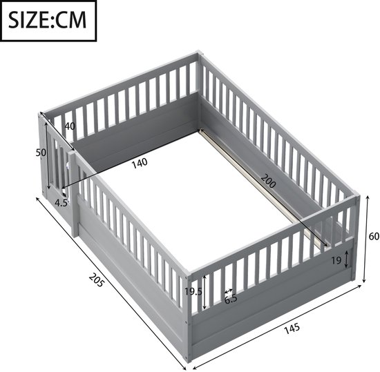 Afmetingen van een grijs houten kinderbedframe van 200 x 140 cm met hekken en een deurtje.