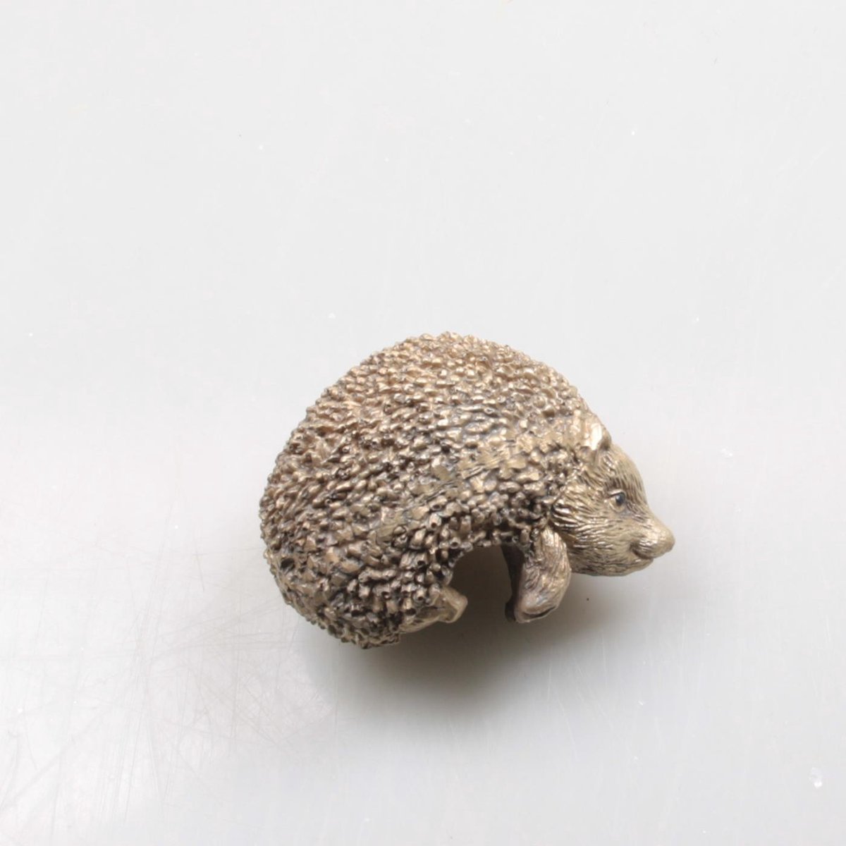 Pothanger egel goud 7cm
