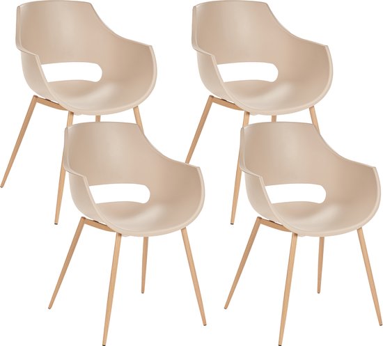 Quatre chaises à coque beiges avec pieds en bois, empilées.
