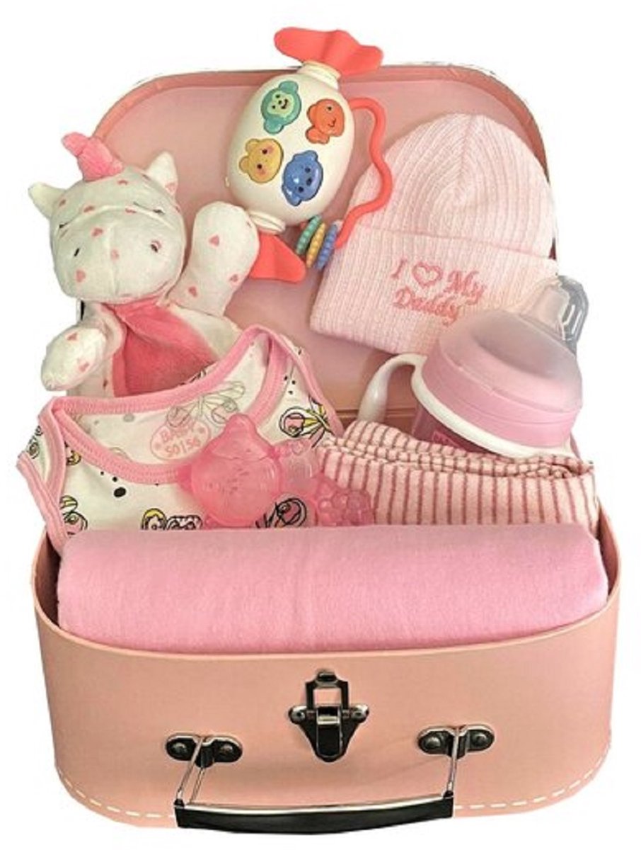 Koffertje gevuld met baby artikelen - roze - 25cm