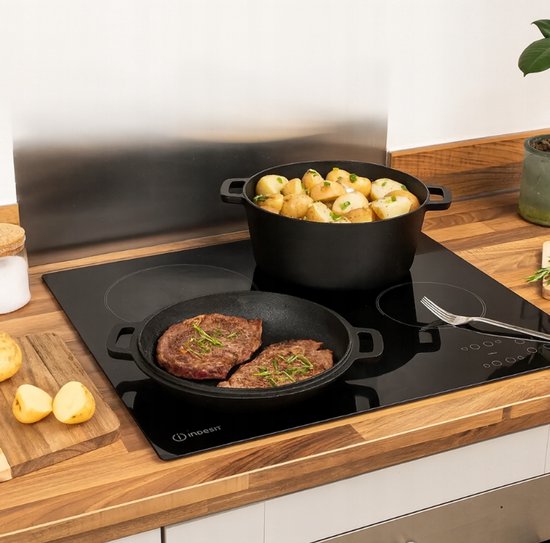 Chefarone Gietijzeren Brood Pan 4,6 L - Braadpan Inclusief Deksel - Kookpan voor alle Warmtebronnen - Kookpot 24CM - Zwart