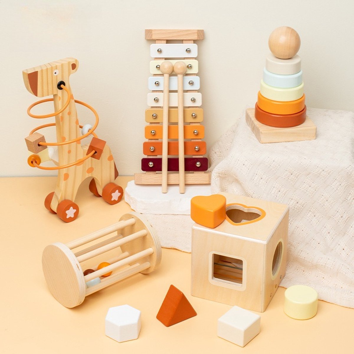 Image of 5-in-1 Houten Instrumentenset Voor Jonge Kinderen, Met Stapelblokken, Xylofoon En Extra Speelgoed, Geschikt Voor Kinderen Van Drie Jaar