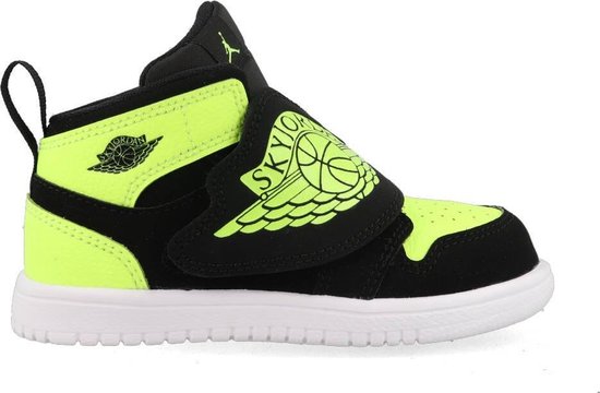 Nike Sky Jordan 1 BQ7196-007 Zwart / Geel-19.5 | bol.com
