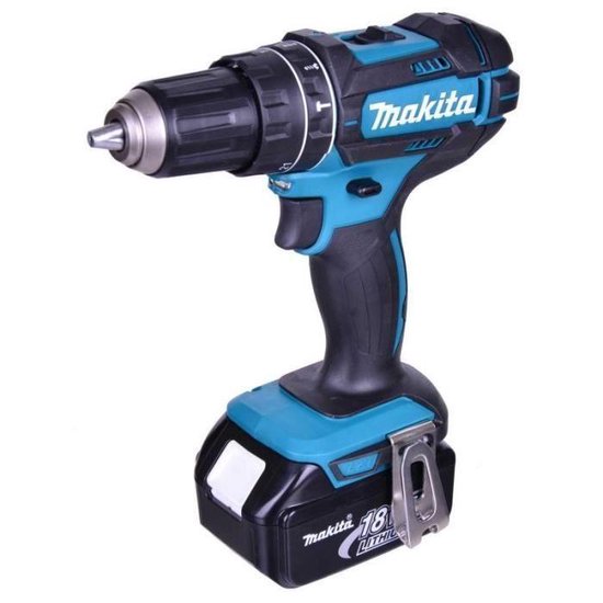 Makita 18V accuboormachine met zwarte en blauwe accenten.