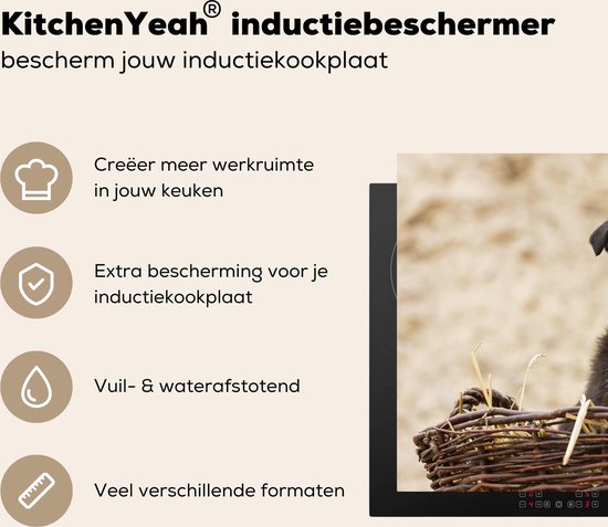 KitchenYeah® Inductie beschermer 78x52 cm - Duitse herder pup in mand - Kookplaataccessoires - Afdekplaat voor kookplaat - Inductiebeschermer - Inductiemat - Inductieplaat mat