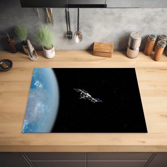 KitchenYeah® Inductie beschermer 71x52 cm - Aarde - Ruimte - Ruimtestation - Kookplaataccessoires - Afdekplaat voor kookplaat - Inductiebeschermer - Inductiemat - Inductieplaat mat