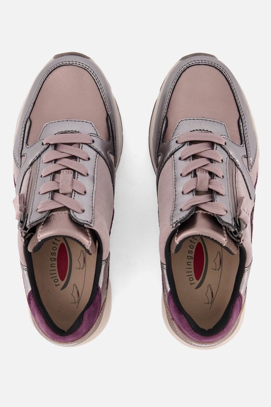 Bovenaanzicht van roze Gabor Rollingsoft sneakers met zilveren en grijze panelen.