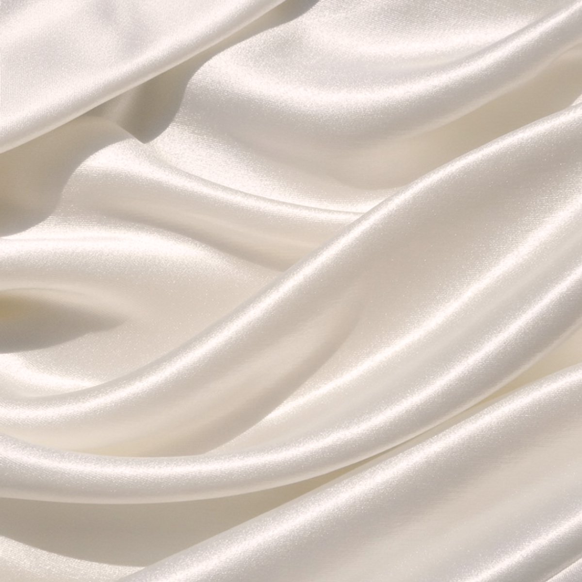 100% Zijden laken Soft Ivory - 22MM Satijn - Silk Heaven - 240x270cm