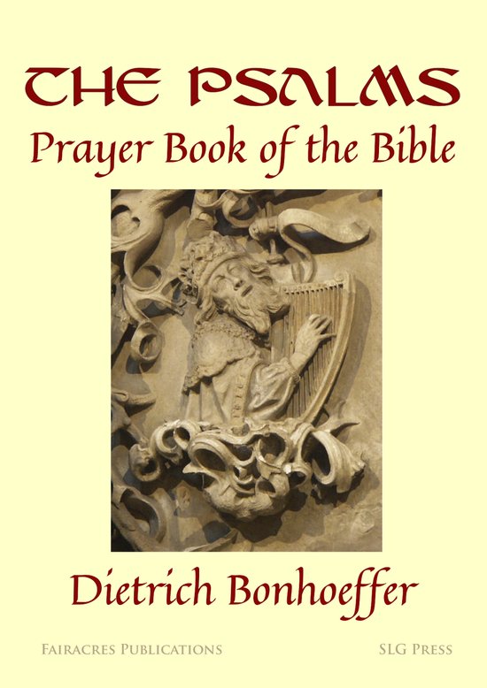Couverture de livre avec le titre 'THE PSALMS Prayer Book of the Bible' et un relief de David jouant de la harpe.