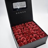 Gepersonaliseerd cadeau Flowerbox met video - Giftbox Rozenbox Videobox Uniek Valentijn Kado