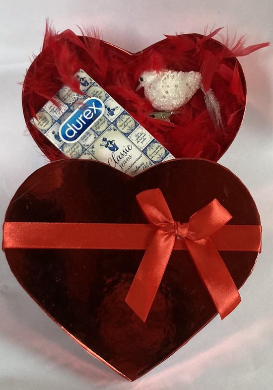 datum monster uitbreiden Valentijn cadeau voor hem Geschenkset Feather Durex - Valentijnsdag voor  mannen | bol.com