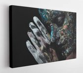 Onlinecanvas - Schilderij - Girl With Unusual Makeup Art Horizontal Horizontal - Multicolor - 75 X 115 Cm