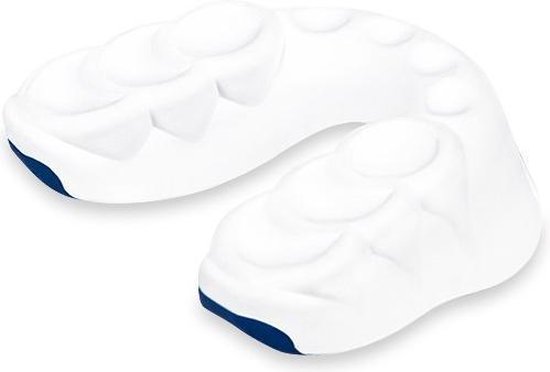 Witte gebitsbeschermer met blauwe randen en voorgevormde kussentjes.