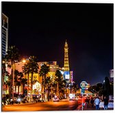 Dibond - Drukke Straat in Las vegas - 50x50cm Foto op Aluminium (Wanddecoratie van metaal)