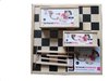 Afbeelding van het spelletje Longfield Games Compleet dam/schaakbord met schaakstukken en damstenen + gratis 2 toverstokjes, propellerstokjes van hout