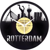 Klok gemaakt van een echte LP - Skyline Rotterdam - Met geschenkverpakking