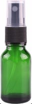 Groen sprayflesje 15 ml met spraydop/verstuiver - glazen sprayfles - aromatherapie - vervulbaar