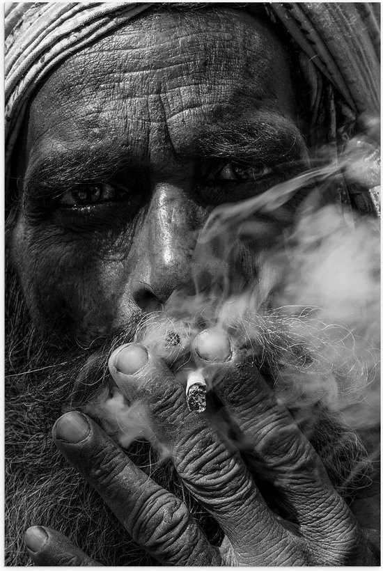 Poster – Rokende man Zwart - Wit - 40x60cm Foto op Posterpapier