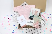 happy baby box |  babydoos, baby cadeau, zwangerschap cadeau, kraampakket, kraamcadeau, babypakket, bevalling, kraam cadeau meisje