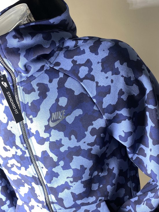 deken Psychologisch Reusachtig Nike Tech Camo Zip Hoody Diffused Blue - Maat XS | bol.com