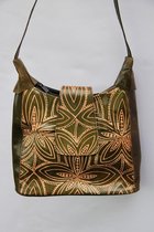 1001musthaves.com Groene leren tas met bloemenpatroon 26 x 28 m