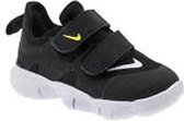 Nike kinderschoen Free Maat 21